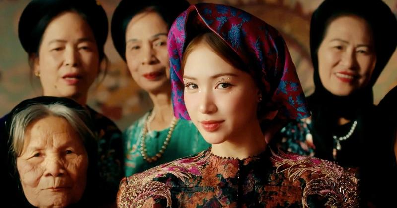 Biểu tượng cho con đường sự nghiệp của con gái Xuân Hinh